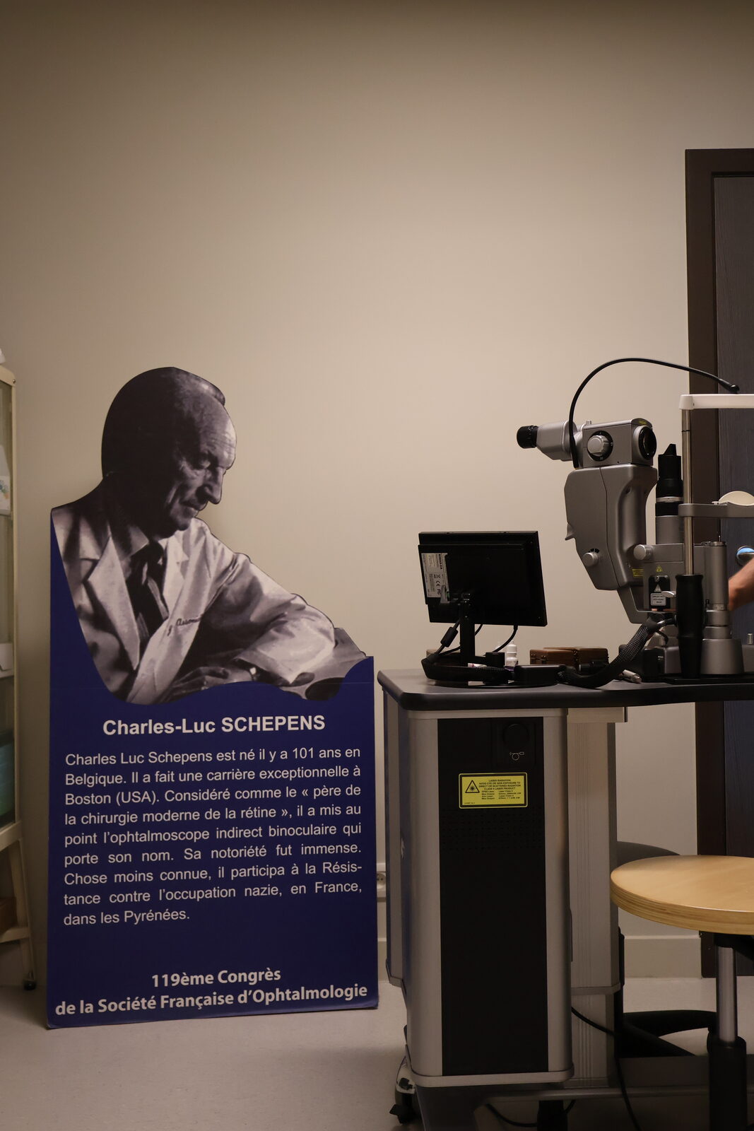 Salle d'imagerie rétinienne